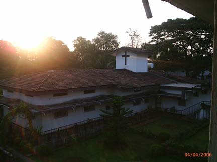 sunrisemistyhouse.jpg